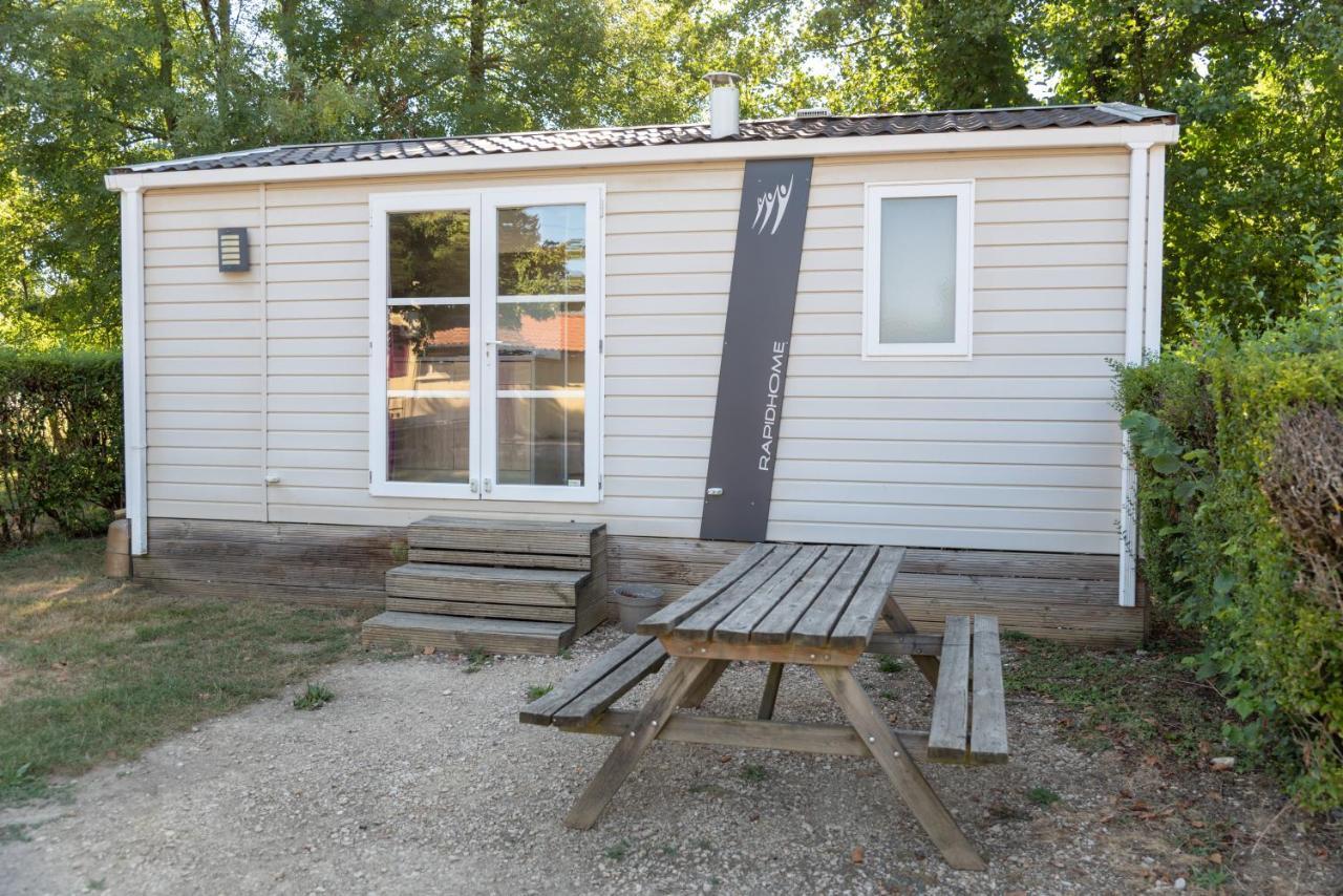 Camping du Sevron Saint-Etienne-du-Bois  Bagian luar foto