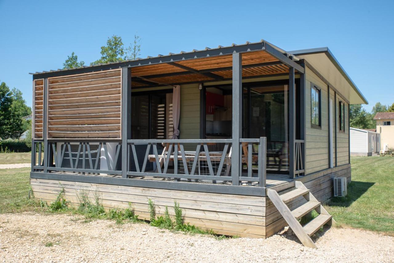 Camping du Sevron Saint-Etienne-du-Bois  Bagian luar foto