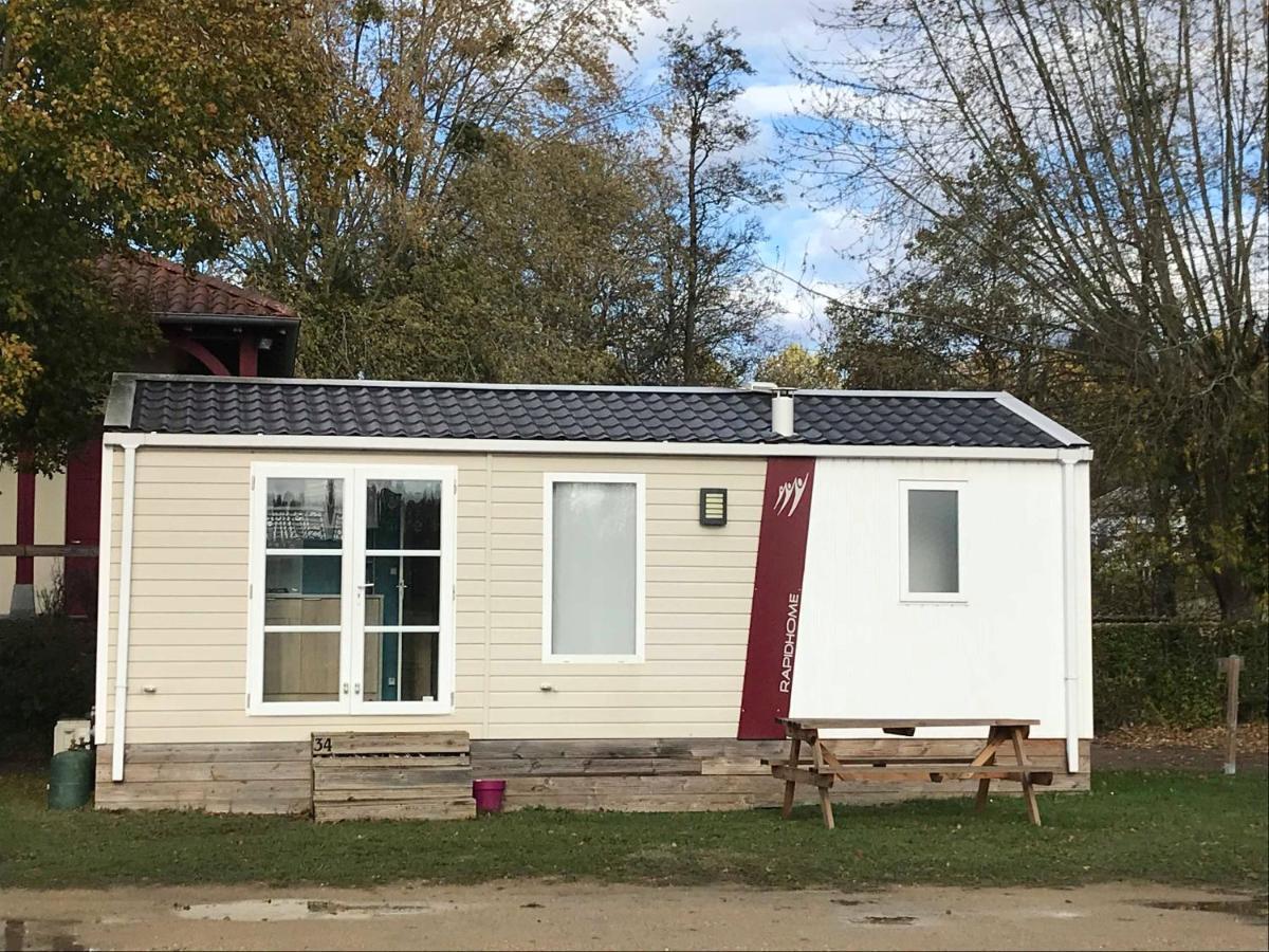 Camping du Sevron Saint-Etienne-du-Bois  Bagian luar foto
